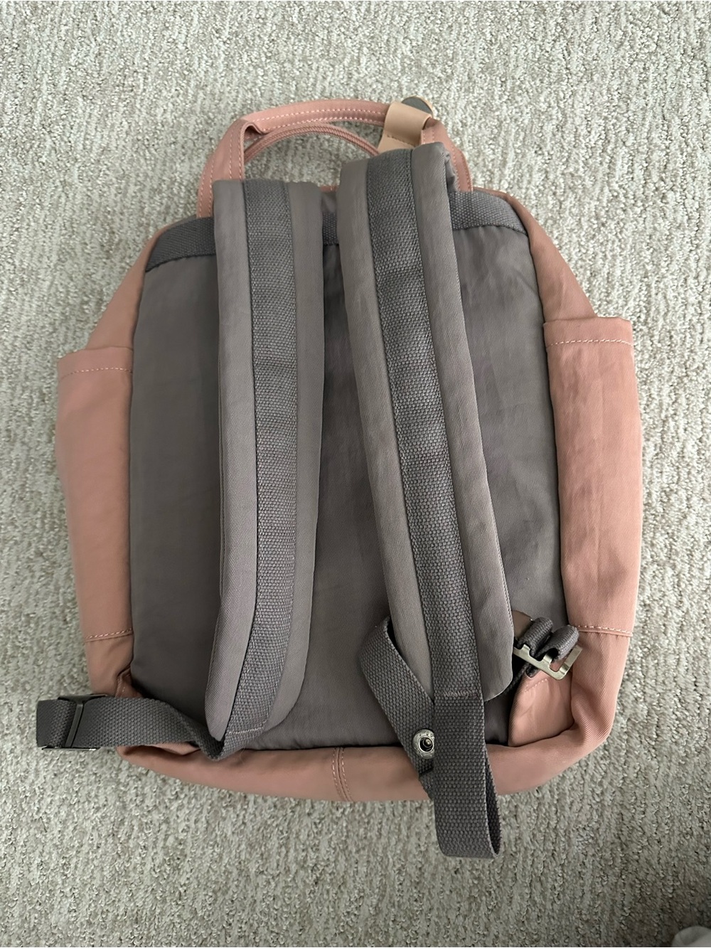 Backpack - Picture 3 of 4